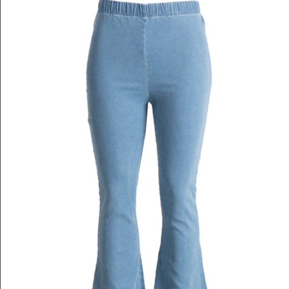 Light wash bellbottoms jeans